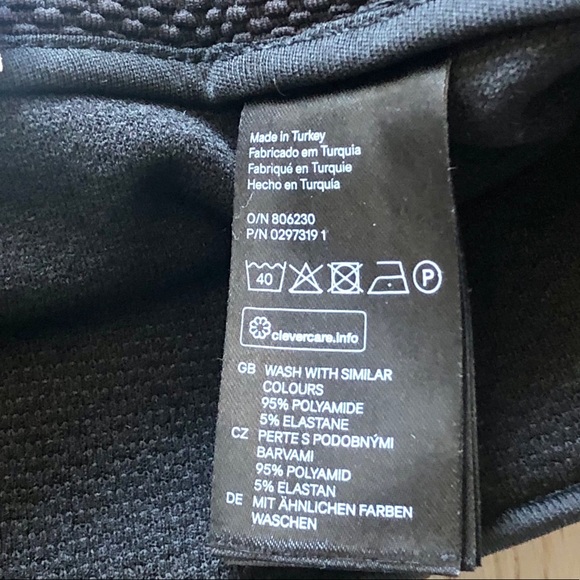 NWOT H&M woven asymmetrical skirt - Picture 6 of 6